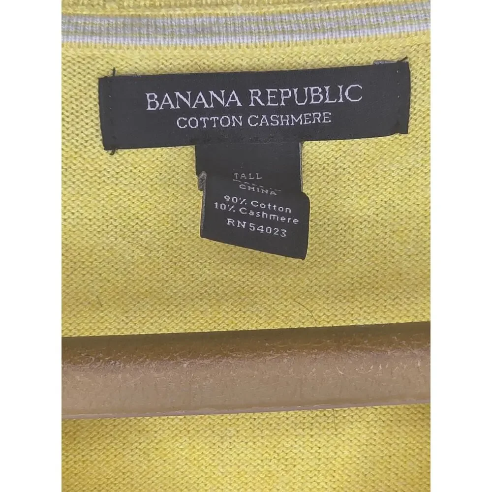 ​Banana Republic Yellow Cotton Cashmere V-Neck Sweater Men’s Size L Tall